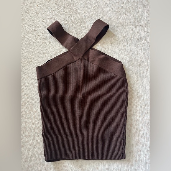 Babaton Ribbed Criss Cross Top - Picture 3 of 9